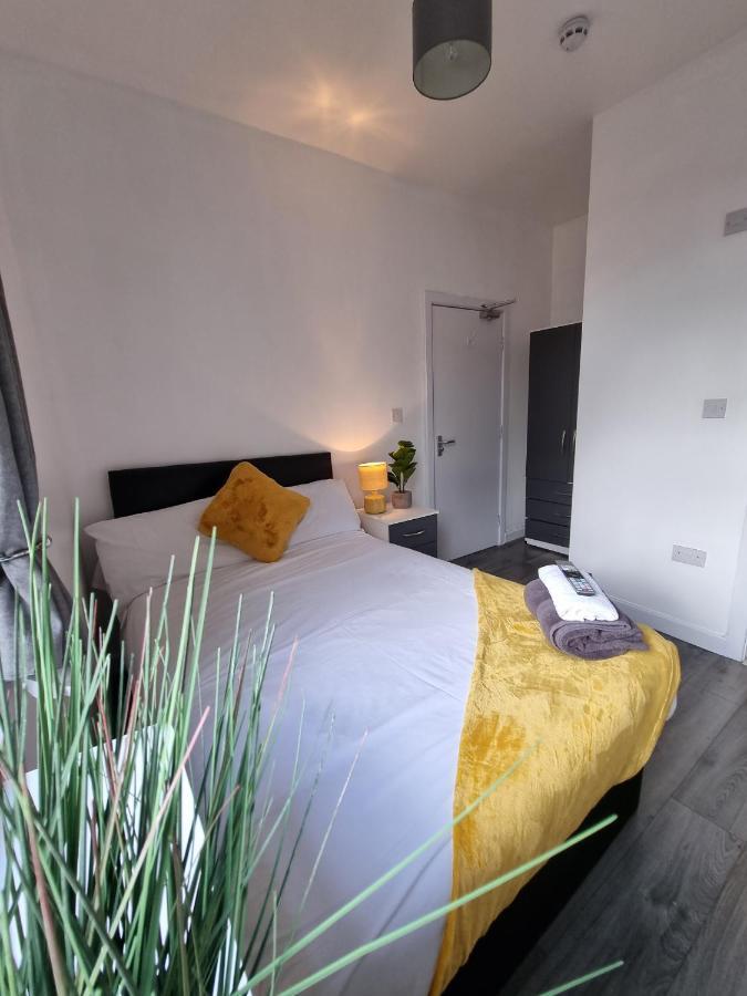 23 Woodhouse Vila Stoke-on-Trent Exterior foto